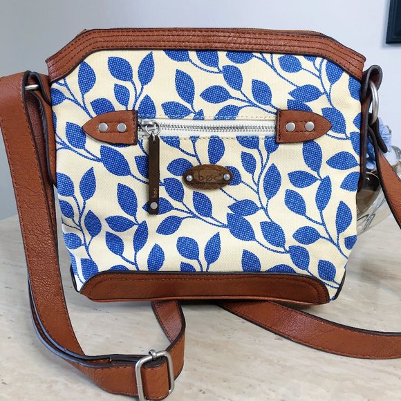 b.o.c. Handbags - NWOT BOC Born Concept Leaf Print Crossbody Purse